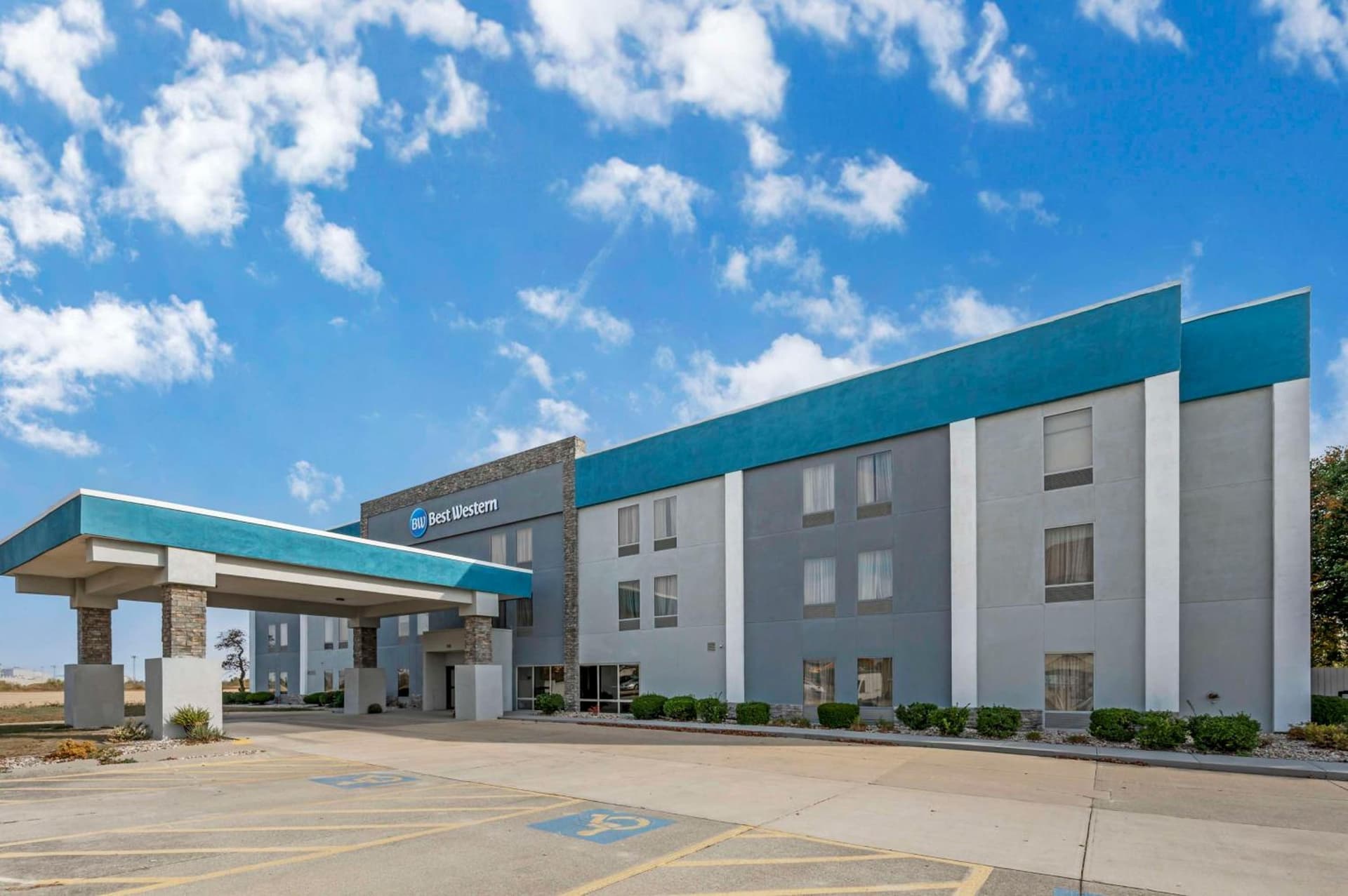 Best Western Heartland Inn — hotel in Mattoon, Illinois