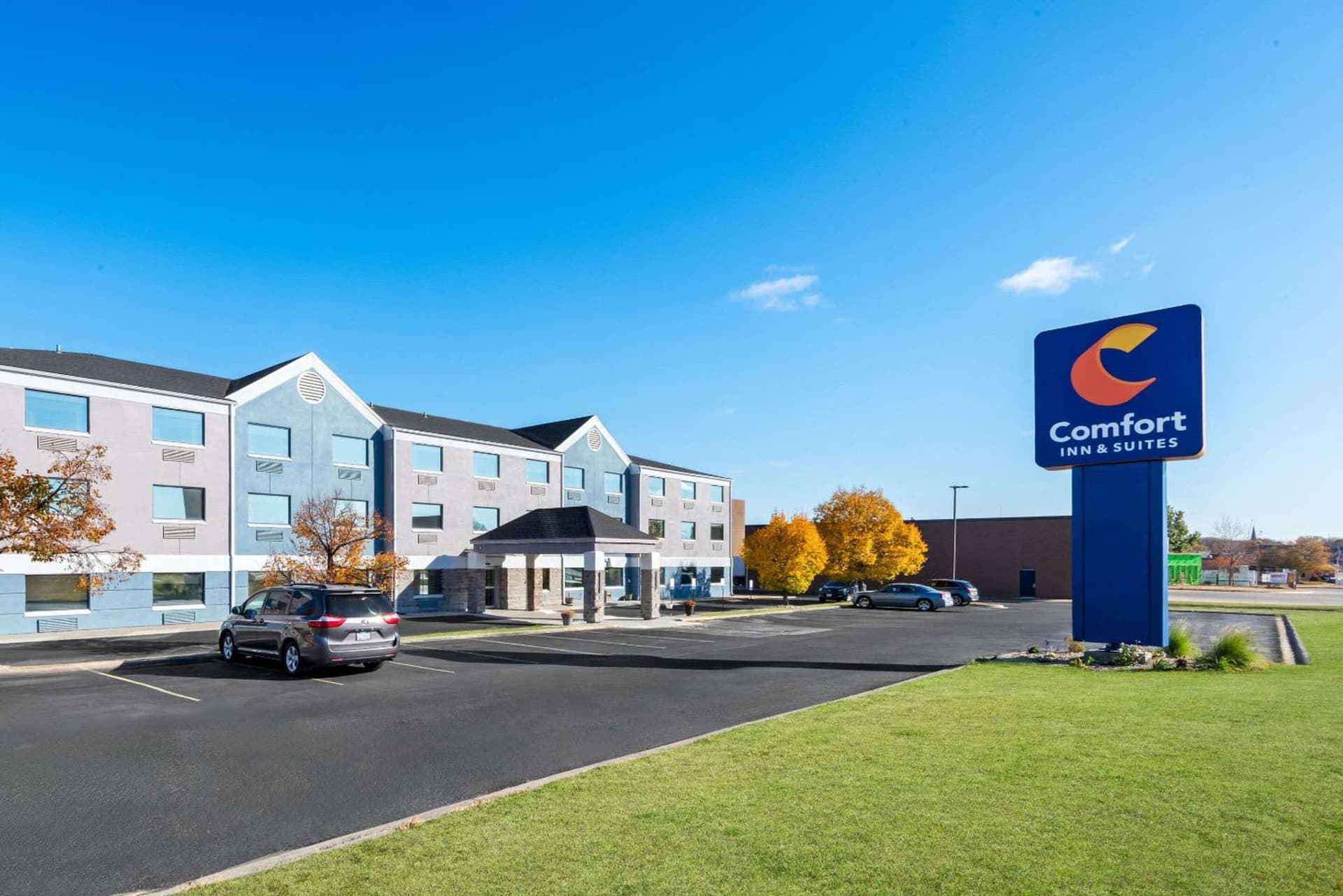 Comfort Inn & Suites Mason City - Clear Lake featured exterior or lobby in Mason City, IA — similar hotel