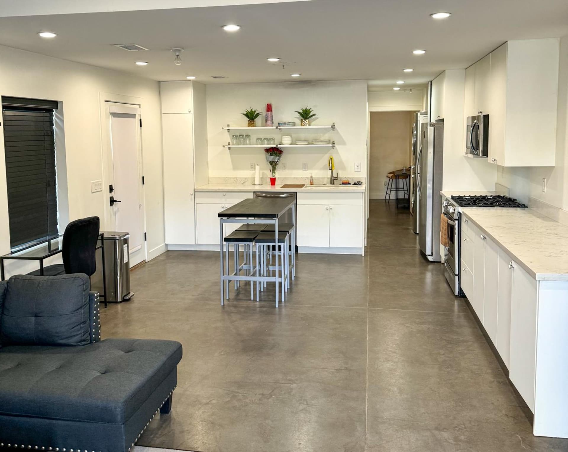 Luxury Condo In The Heart Of Phoenix property views in Phoenix, AZ — gallery photo 3
