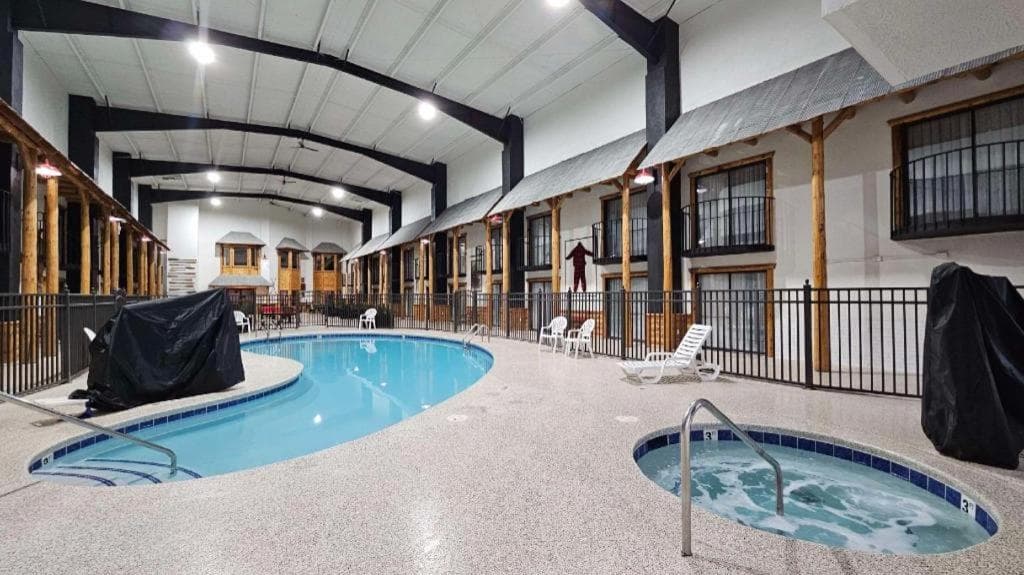 Lumber Jack Lodge, Ascend Hotel Collection property views in West Branch, MI — gallery photo 3