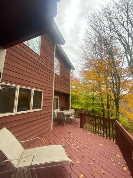 Hunter paradise interior in Lanesville — gallery photo 2