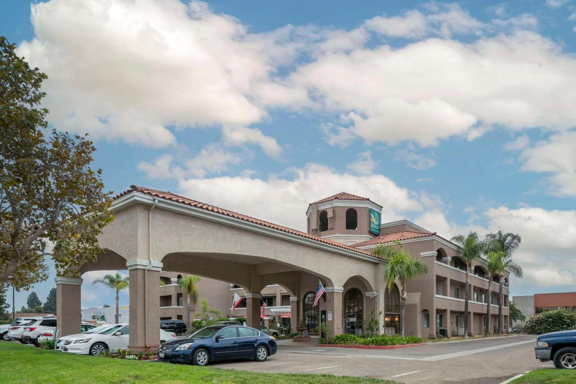 Quality Inn & Suites Camarillo-Oxnard — hotel in Camarillo, California
