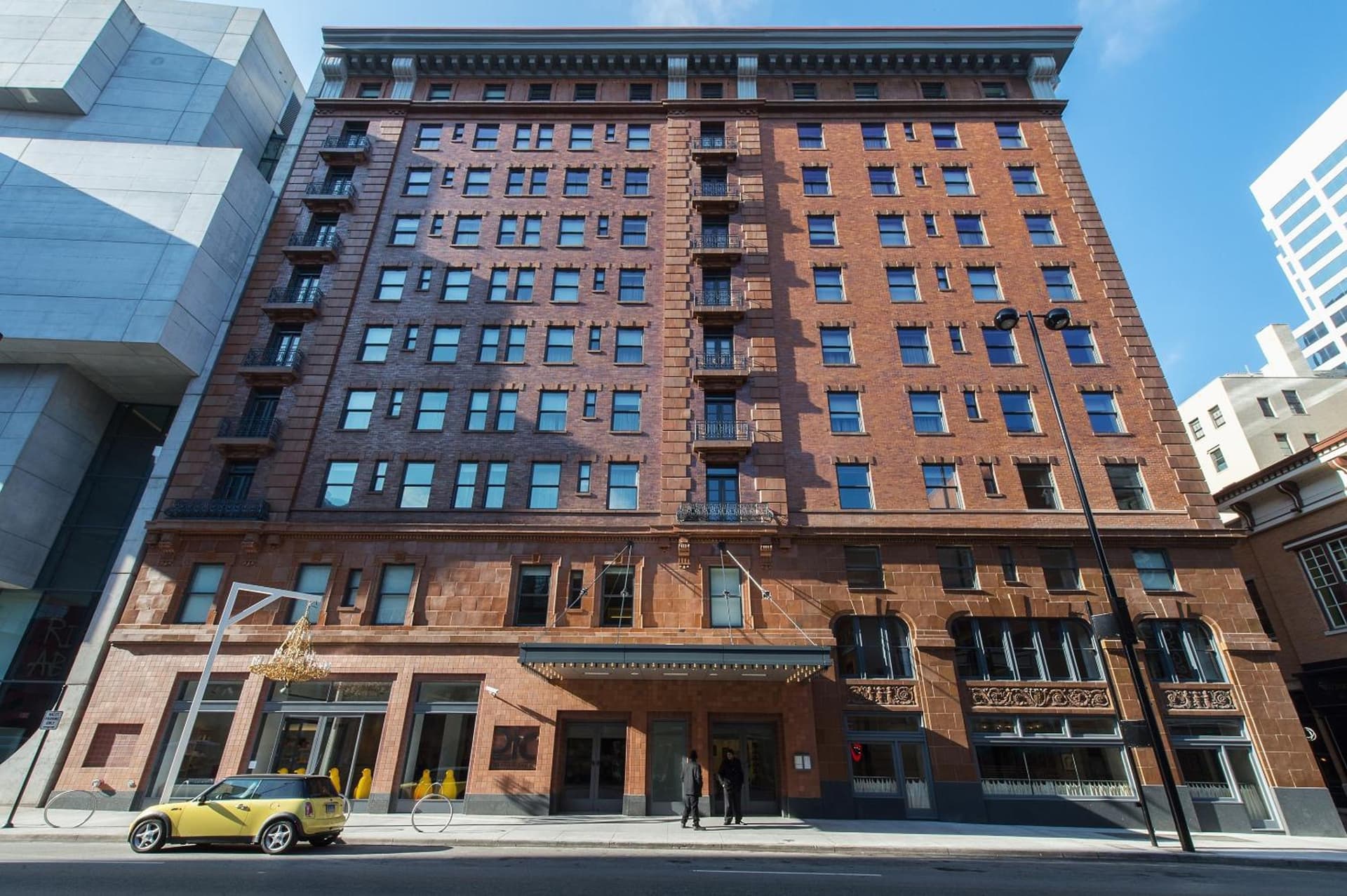 21c Museum Hotel Cincinnati — hotel in Cincinnati, Ohio