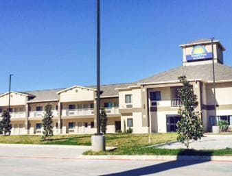 Days Inn & Suites by Wyndham Katy — hotel in Katy, Texas