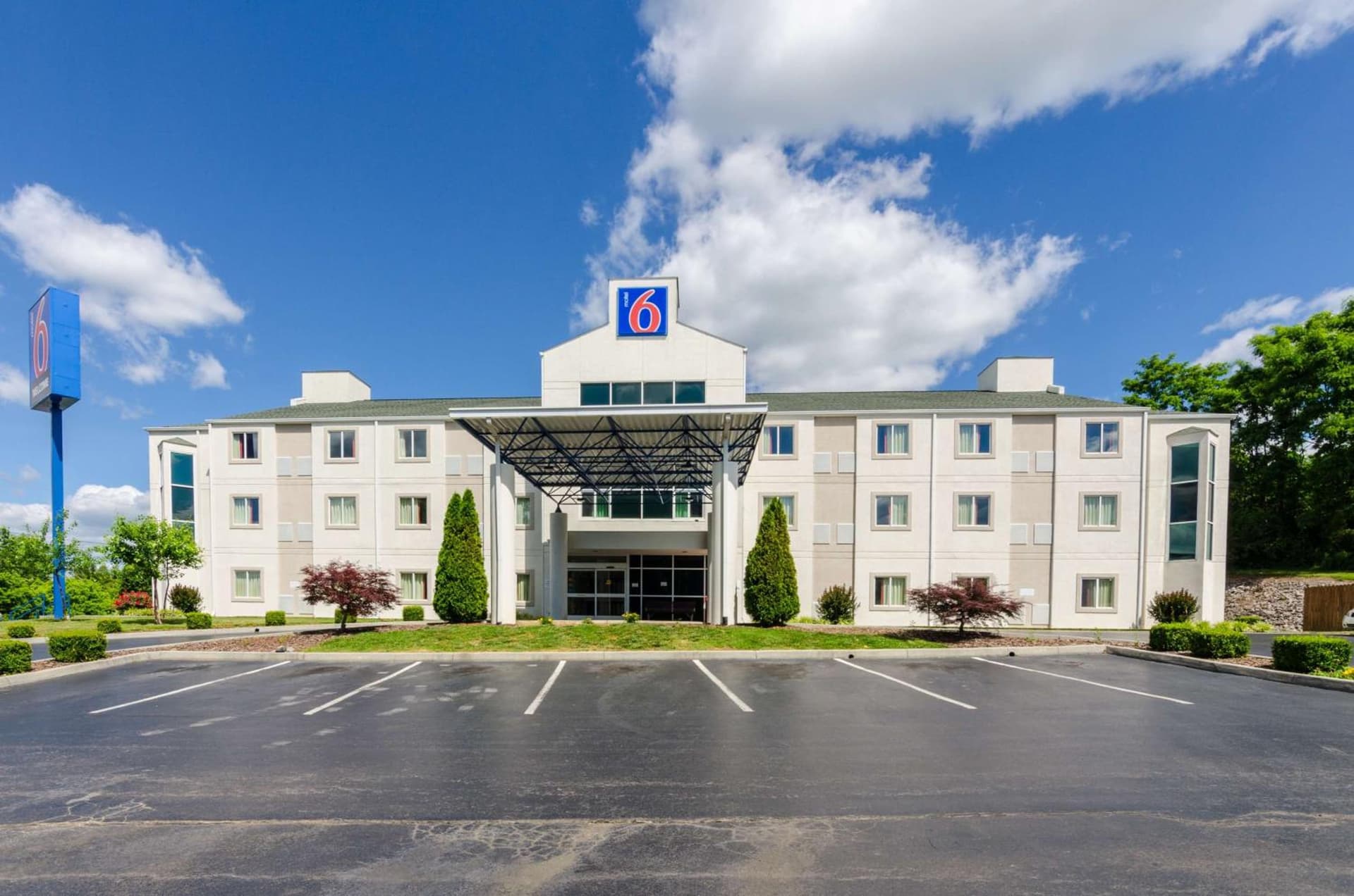 Motel 6-Bristol, VA — hotel in Bristol, Virginia