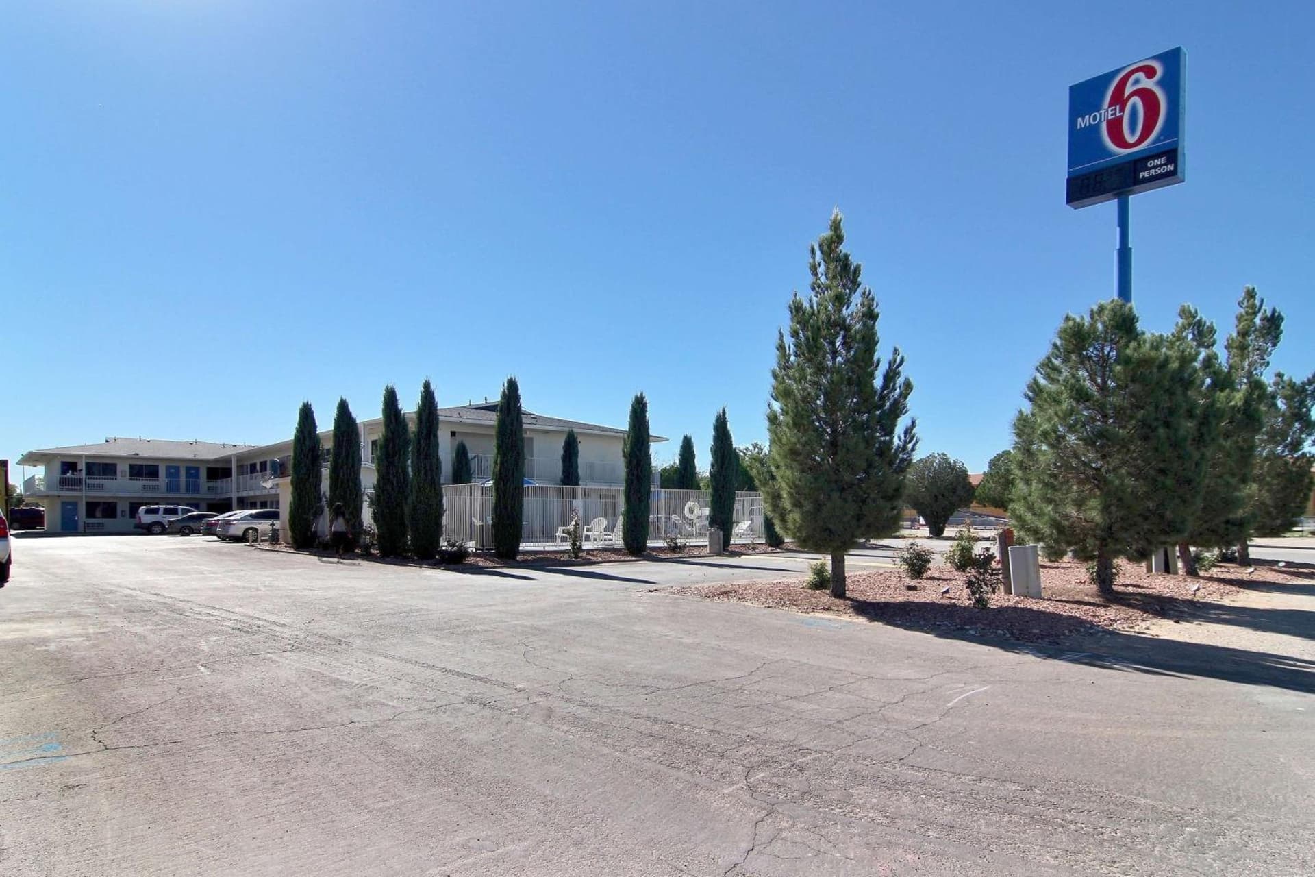 Motel 6-Carlsbad, NM — hotel in Carlsbad, New Mexico