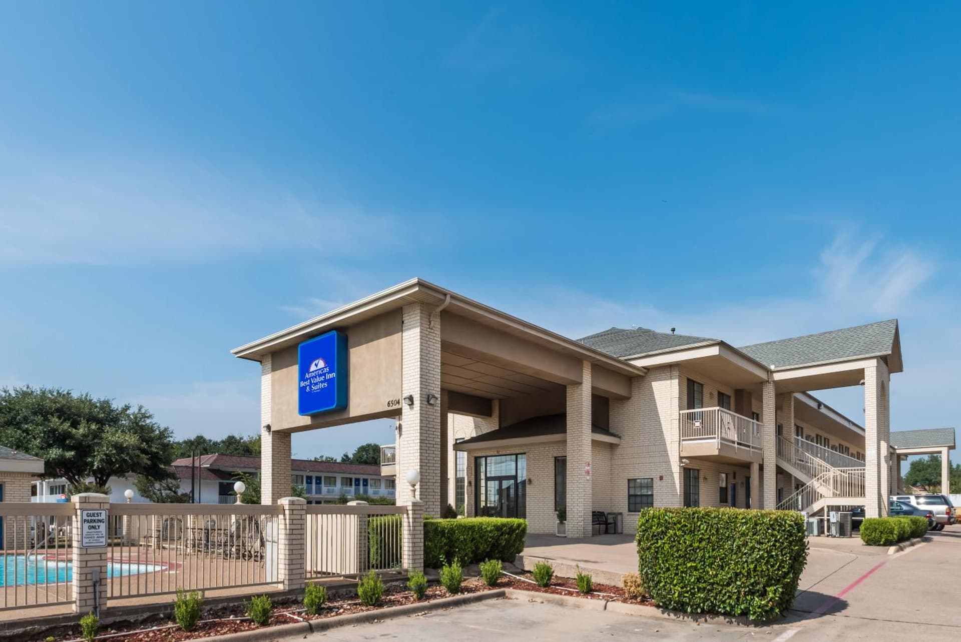 Americas Best Value Inn & Suites Fort Worth South — hotel in Fort Worth, Texas