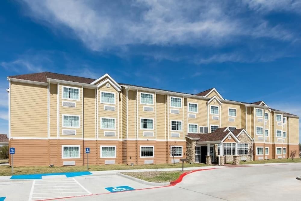 Permian Studio Apartments — hotel in Monahans, Texas