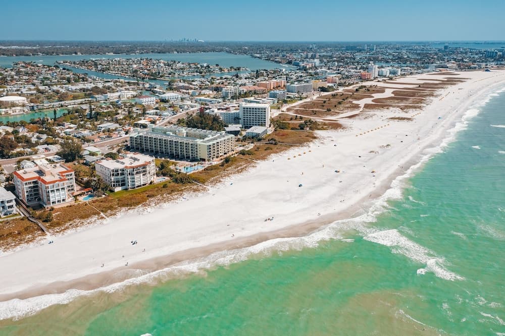 Cabanas of Treasure Island — hotel in Treasure Island, Florida