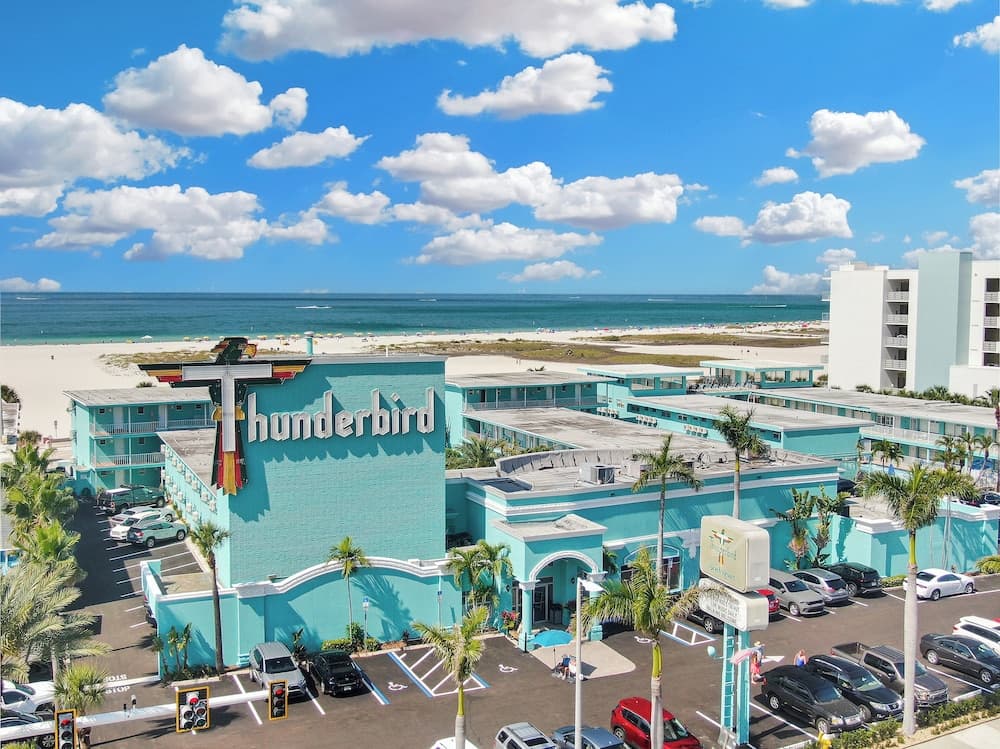 Thunderbird Beach Resort — hotel in Treasure Island, Florida