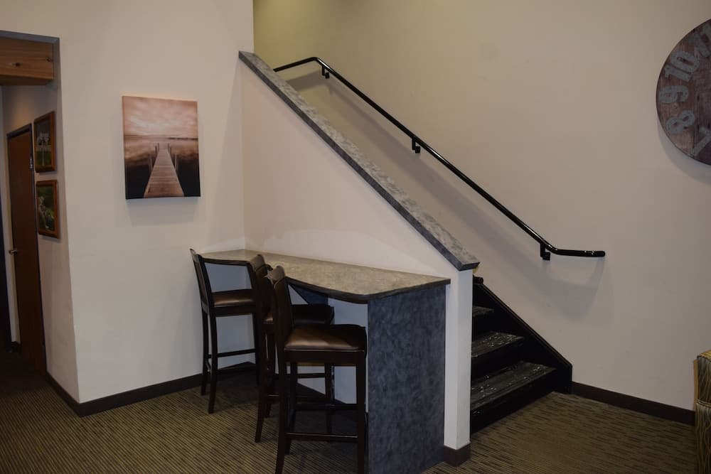 Days Inn by Wyndham Cadillac interior in Cadillac, MI — gallery photo 2