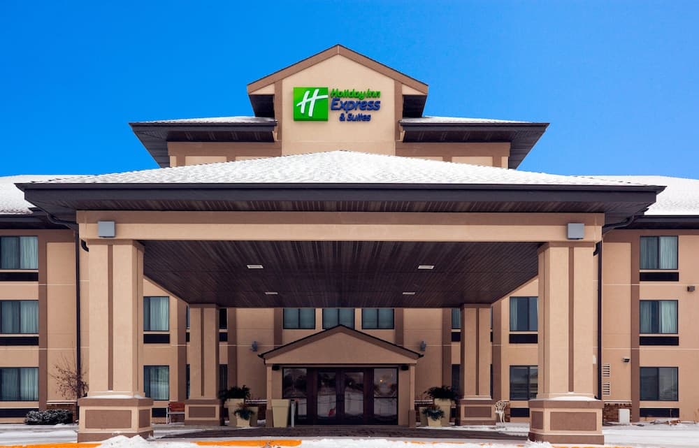 Holiday Inn Express & Suites Winner by IHG — hotel in Winner, South Dakota