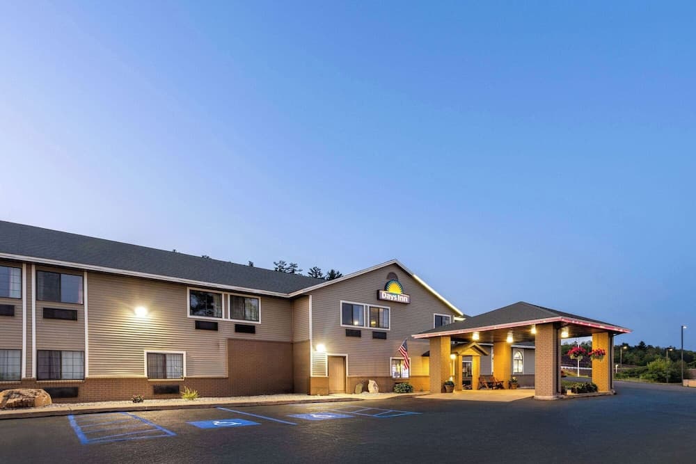 Days Inn by Wyndham Iron Mountain — hotel in Iron Mountain, Michigan