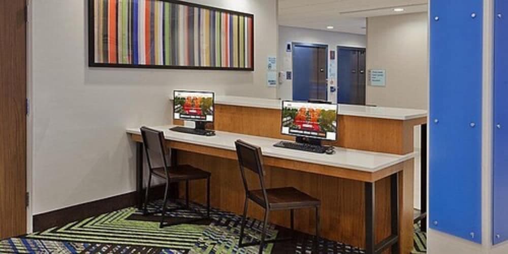 Holiday Inn Express and Suites Griffin by IHG property views in Griffin, GA — gallery photo 3