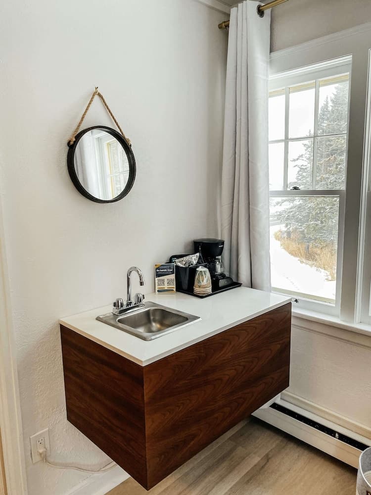 Cascade Lodge interior in Lutsen, MN — gallery photo 2