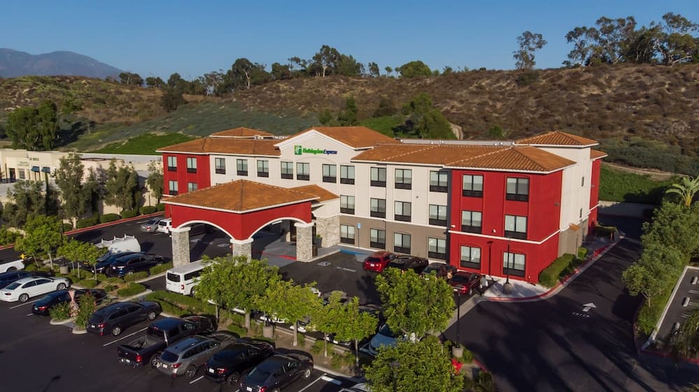 Holiday Inn Express & Suites Lake Forest by IHG — hotel in Lake Forest, California