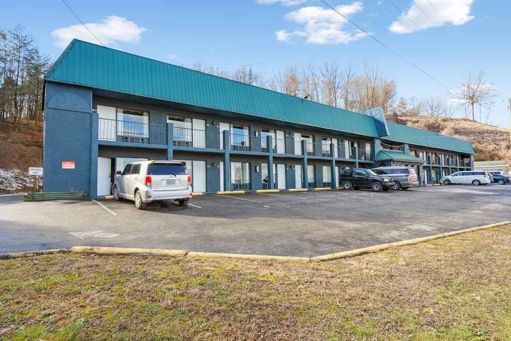 OYO Hotel Mt. Vernon KY - Renfro valley/I-75 — hotel in Mount Vernon, Kentucky