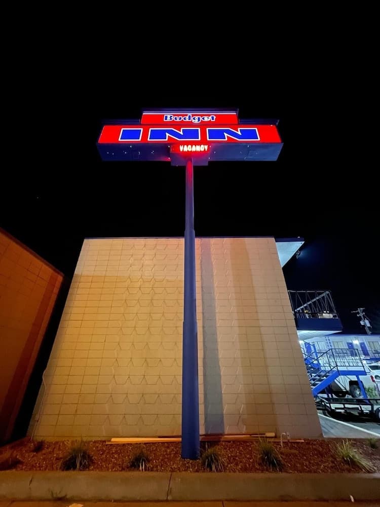 Capital O Budget Inn Ontario I-84 — hotel in Ontario, Oregon