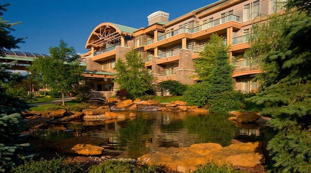 The Lodge at Turning Stone Resort Casino — hotel in Verona, Wisconsin