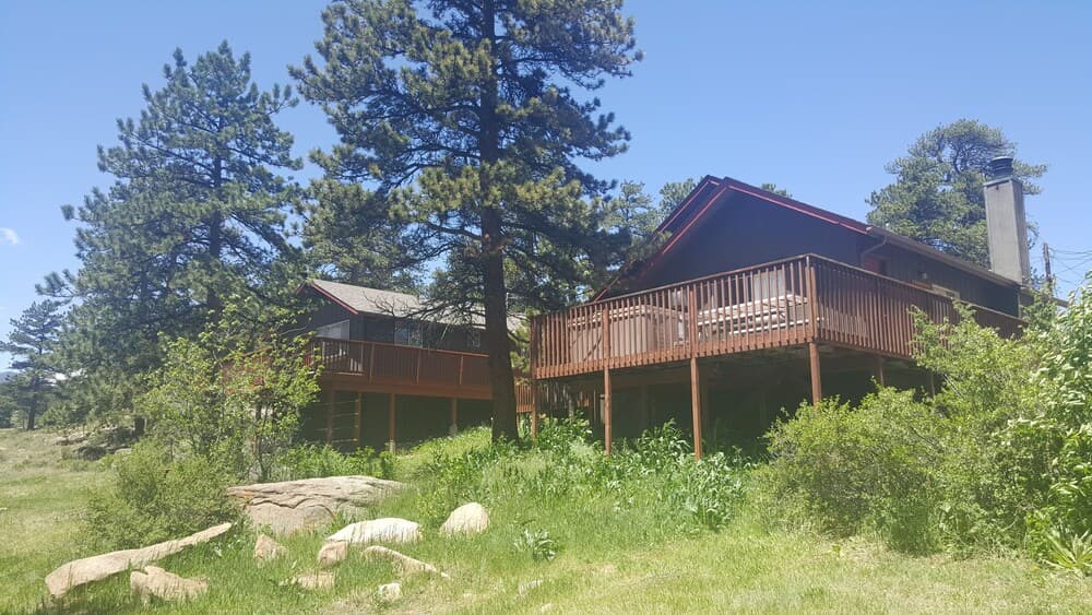 Brynwood on the River featured exterior or lobby in Estes Park, CO — similar hotel