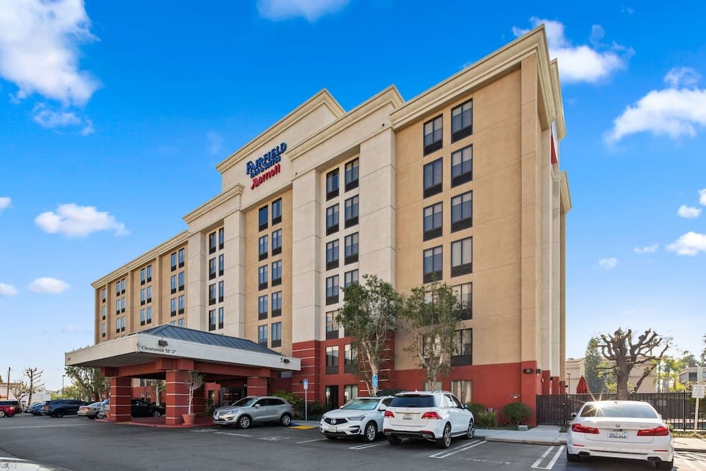 Fairfield Inn & Suites Anaheim North/Buena Park. — hotel in Buena Park, California