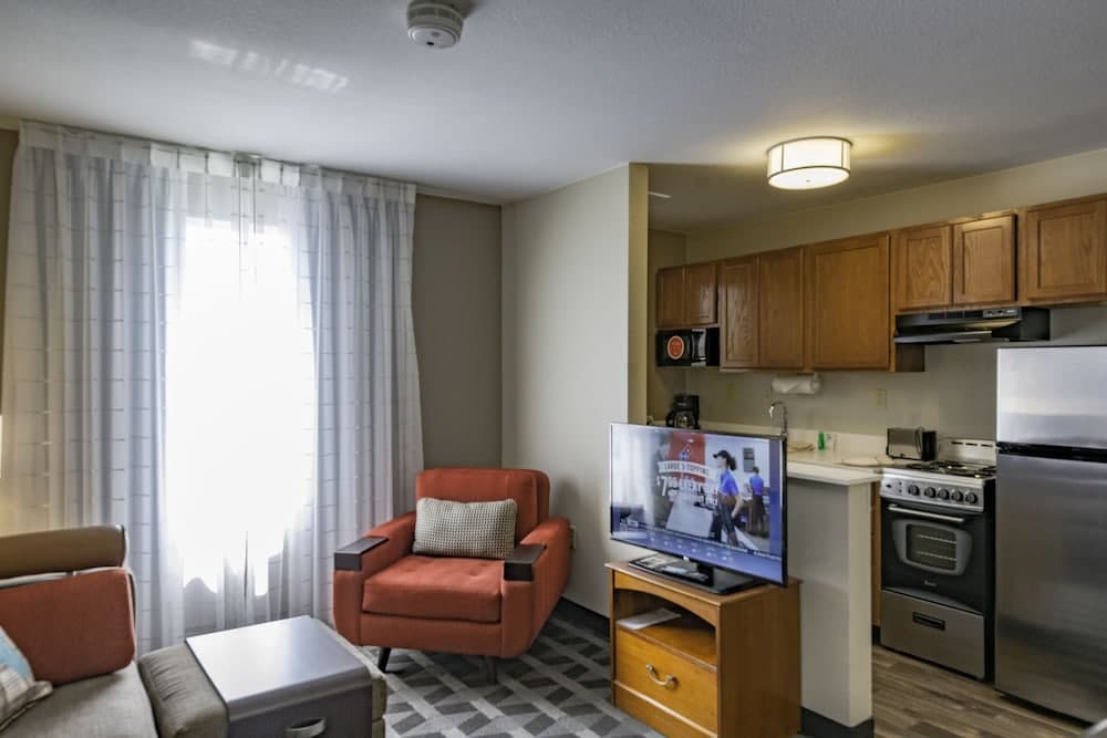 Towneplace Suites By Marriott Streetsboro property views in Streetsboro, OH — gallery photo 3