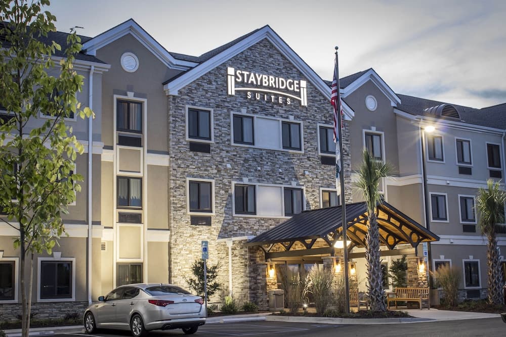 Staybridge Suites Jacksonville - Camp Lejeune Area by IHG — hotel in Jacksonville, North Carolina