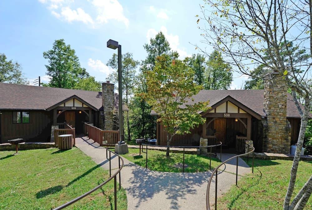 Cumberland Falls State Resort Park — hotel in Williamsburg, Kentucky