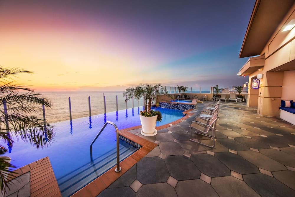 Hilton Virginia Beach Oceanfront — hotel in Virginia Beach, Virginia