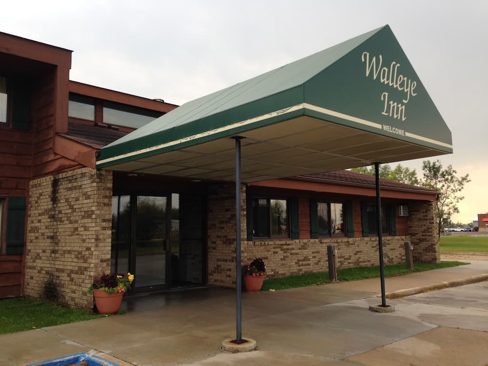 River Bend's Walleye Inn — hotel in Baudette, Minnesota