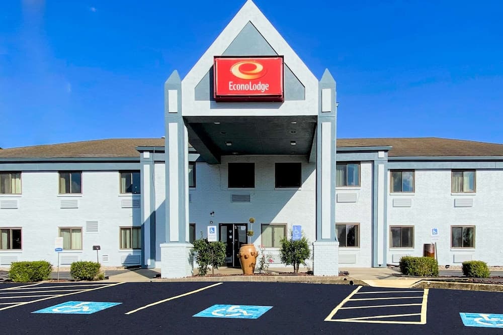 Econo Lodge Shelbyville — hotel in Shelbyville, Kentucky