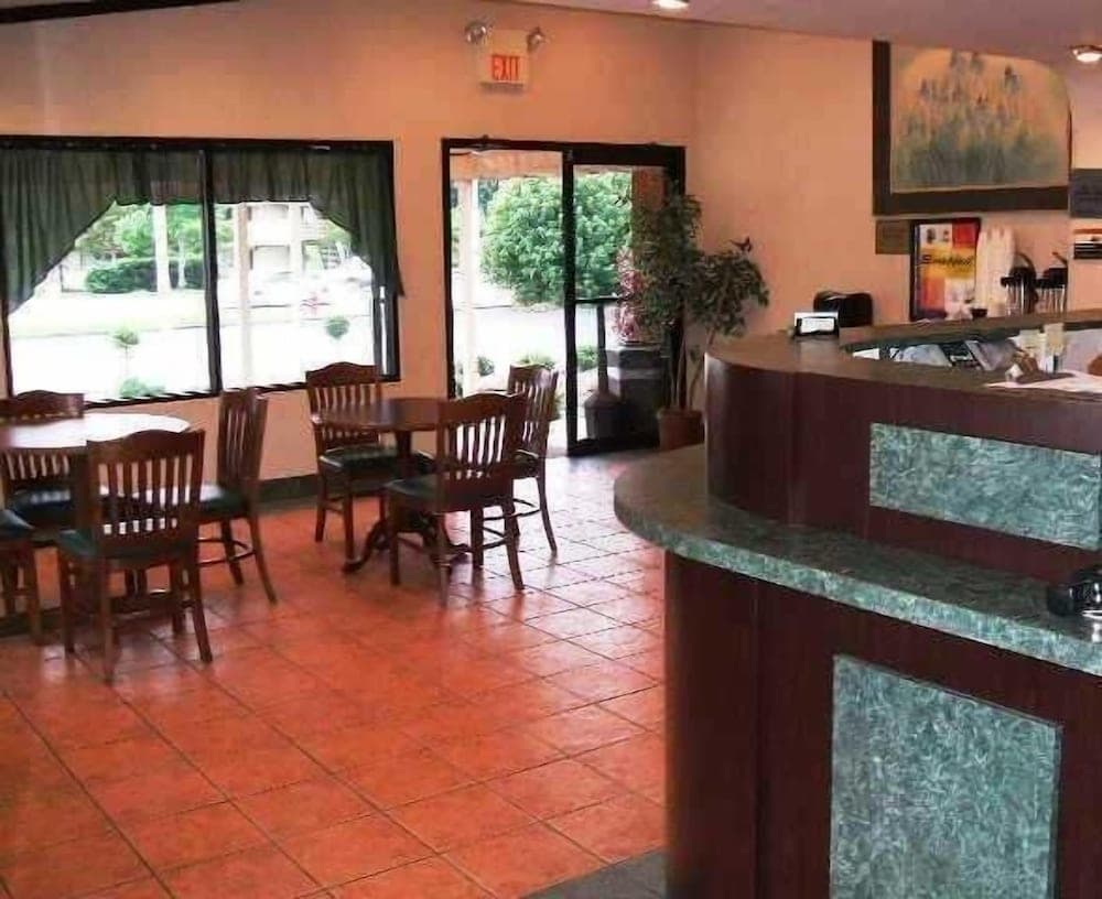A Victory Inn - Roseville — hotel in Roseville, Michigan