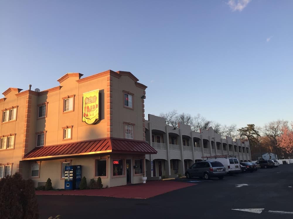 Rest Inn Atlantic City Galloway — hotel in Absecon, New Jersey