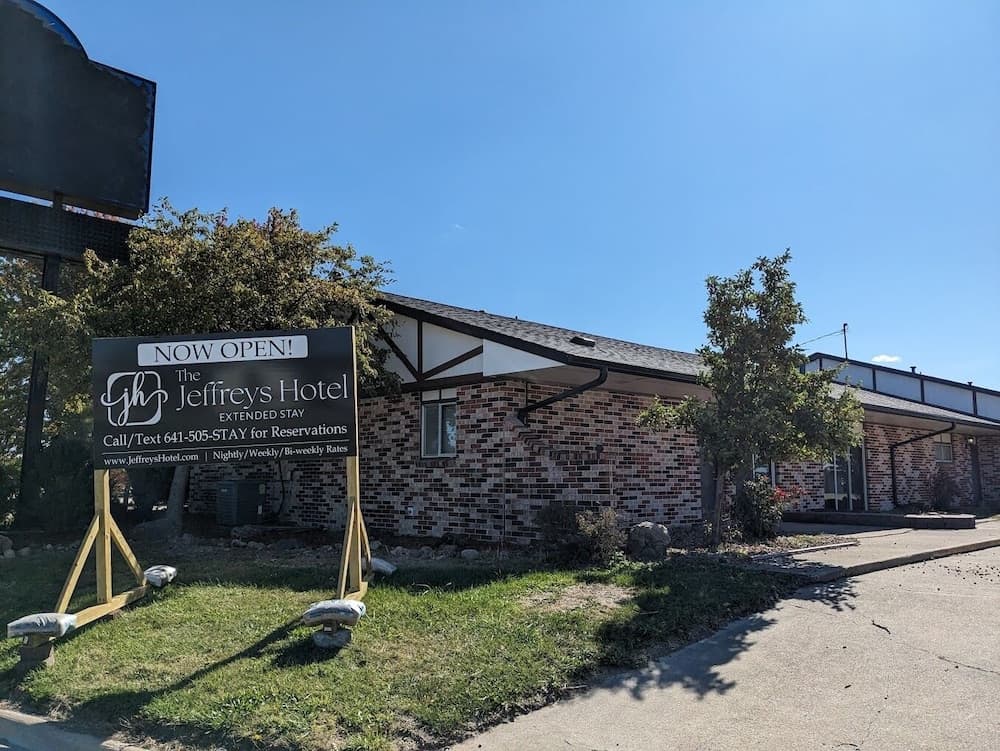 The Jeffreys Hotel Extended Stay — hotel in Osceola, Iowa