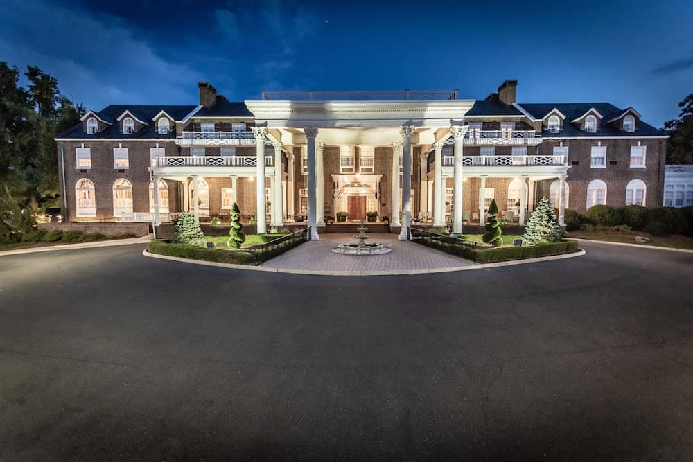 Mimslyn Inn Historic Hotels Of America — hotel in Luray, Virginia