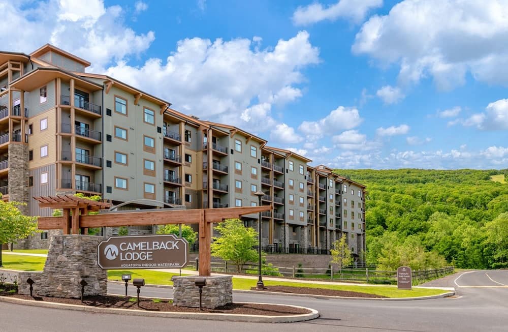 Camelback Lodge & Aquatopia Indoor Waterpark featured exterior or lobby in Tannersville — similar hotel