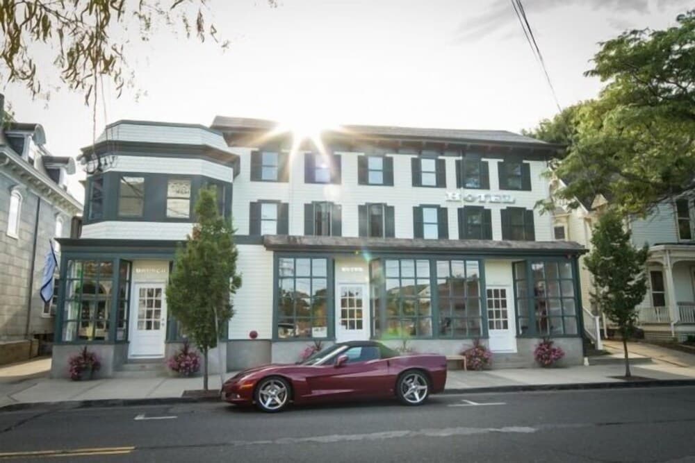 Zey Hotel — hotel in Jamesport, New York