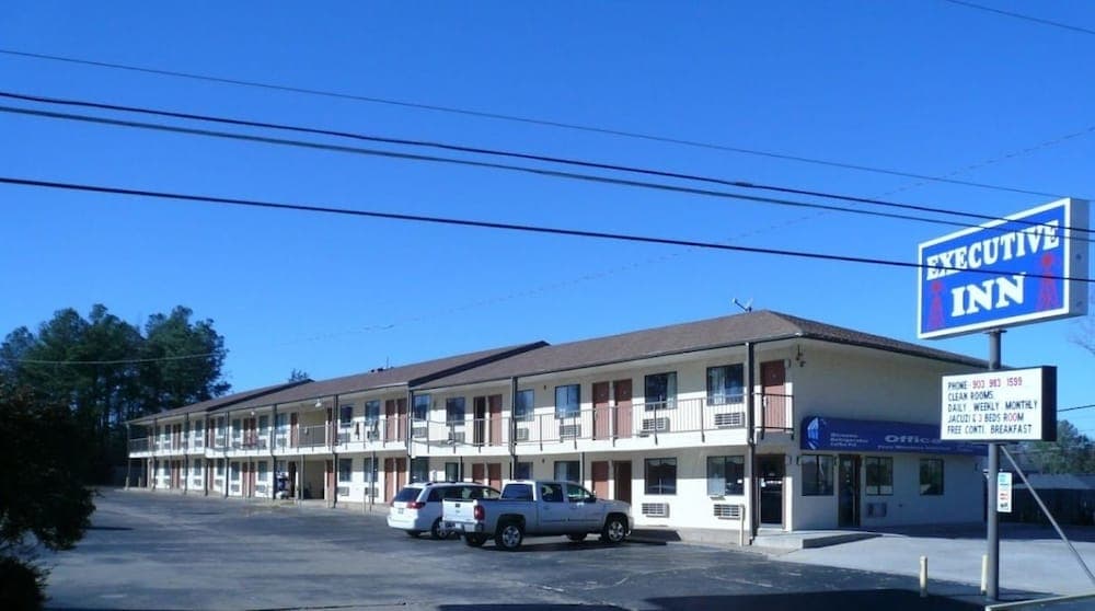 Executive Inn by OYO Kilgore North — hotel in Kilgore, Texas