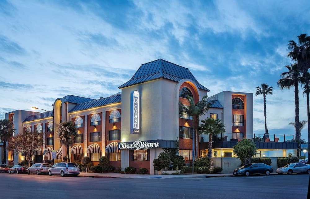 Coast Burbank Hotel — hotel in Burbank, California