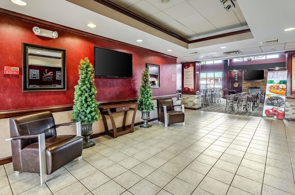 Quality Inn & Suites Abingdon interior in Abingdon, VA — gallery photo 2