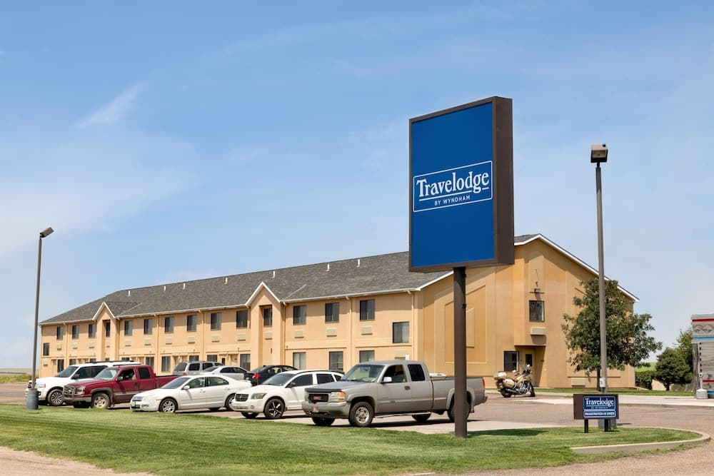 Travelodge by Wyndham Sharon Springs featured exterior or lobby in Sharon Springs, KS — similar hotel