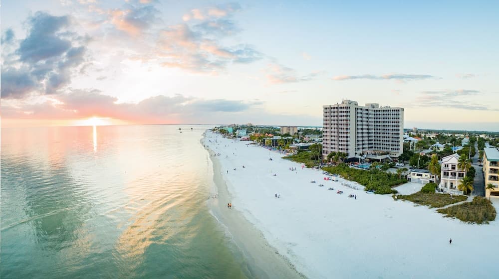 DiamondHead Beach Resort — hotel in Fort Myers Beach, Florida