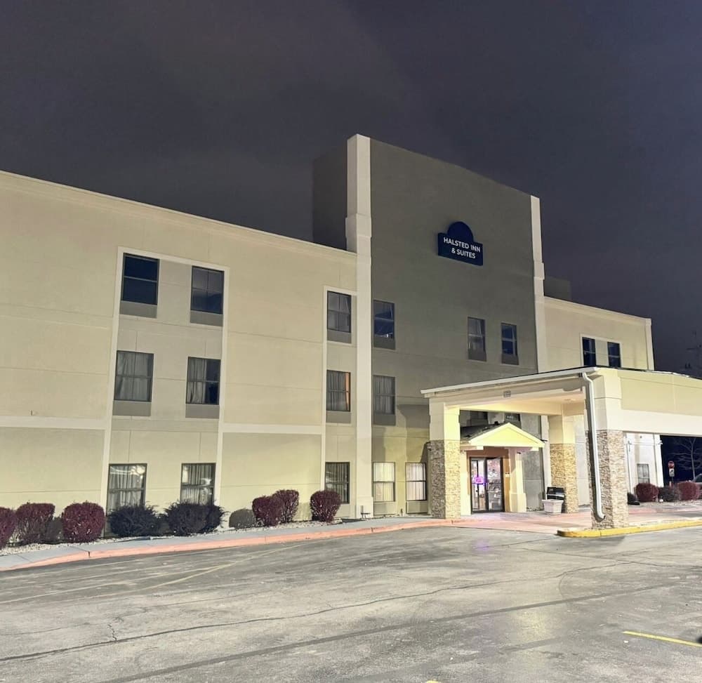 Comfort Inn Chicago Southland I-80 & I-294 Near Casino featured exterior or lobby in Harvey, IL — similar hotel