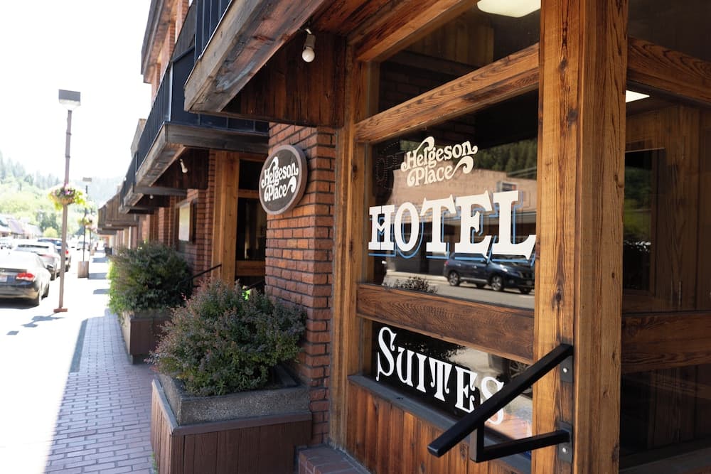 Helgeson Place Hotel & Suites — hotel in Orofino, Idaho
