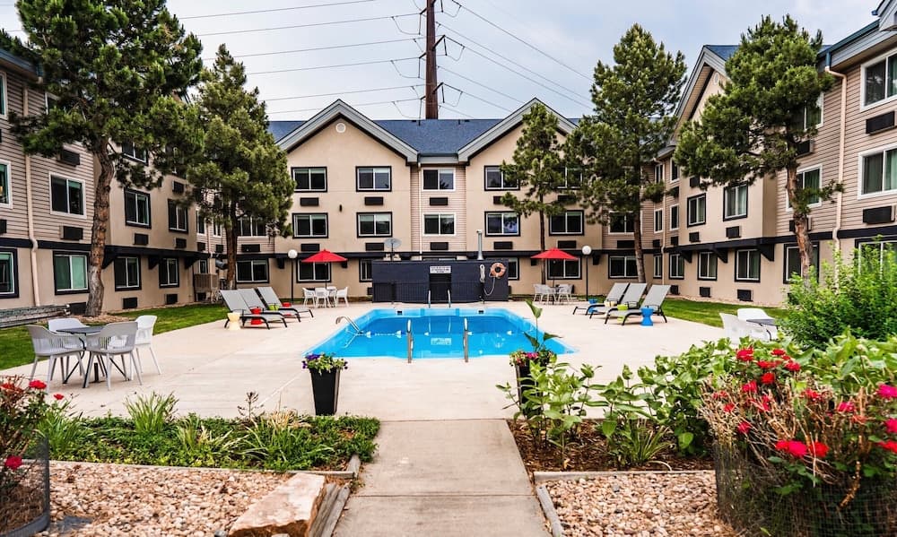 Best Western Plus Denver West/Golden property views in Golden, CO — gallery photo 3