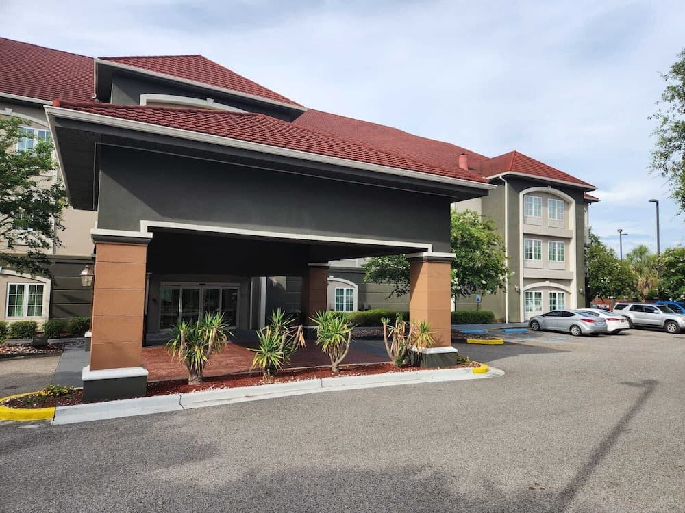 Stay Express Inn & Suites - Mobile AL — hotel in Mobile, Alabama