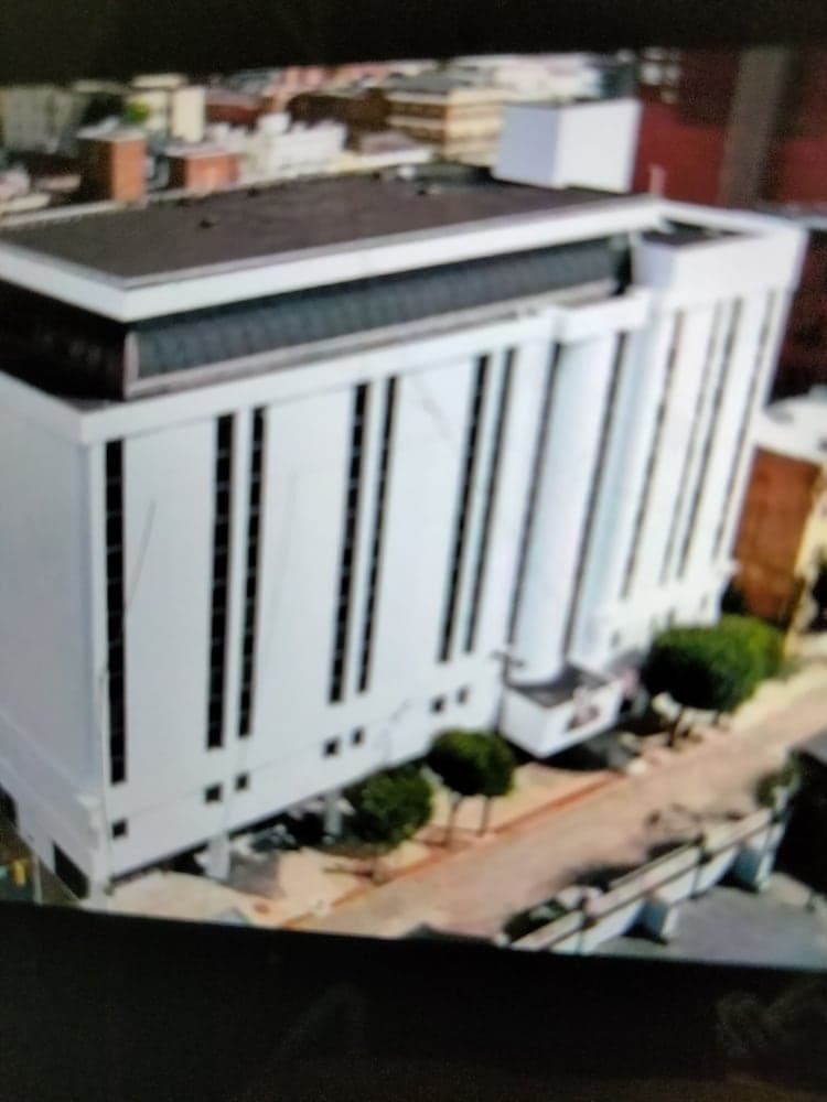 McLure Inn and Suites — hotel in Wheeling, West Virginia