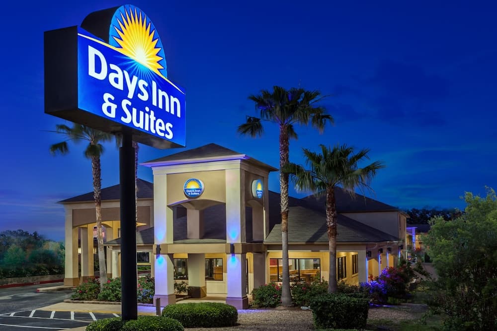 Days Inn & Suites by Wyndham Huntsville featured exterior or lobby in Huntsville, TX — similar hotel