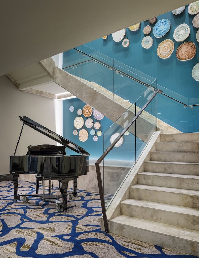 Hilton Motif Seattle property views in Seattle, WA — gallery photo 3