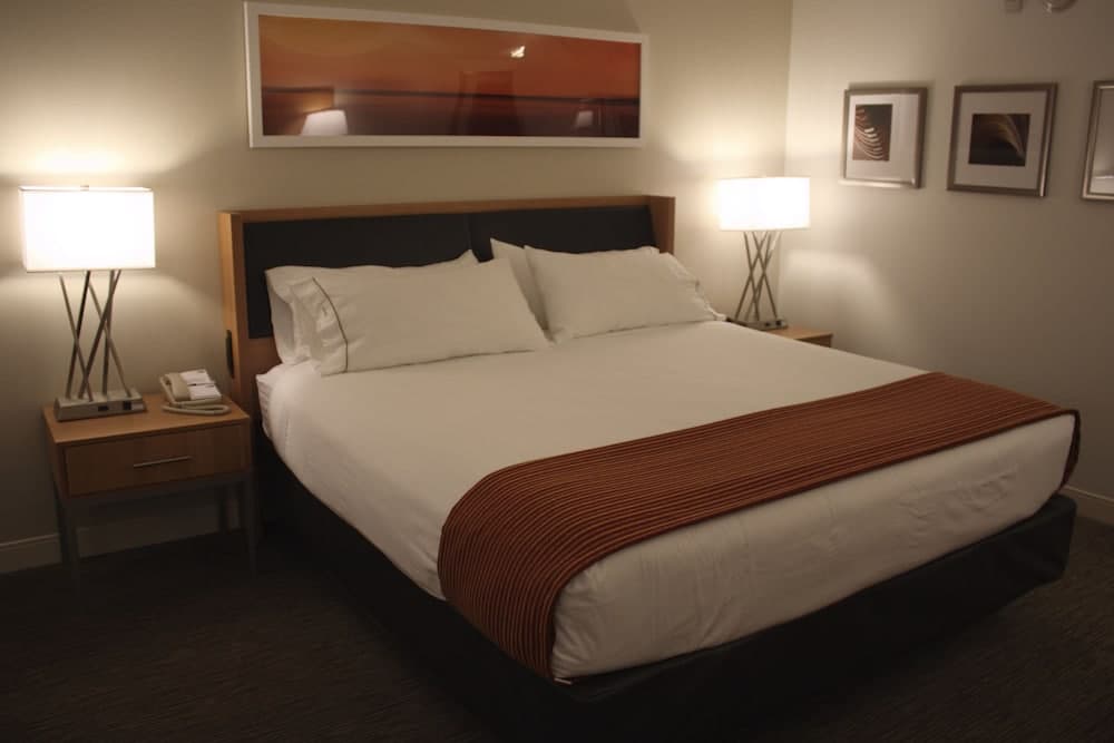 Holiday Inn Express Munising-Lakeview by IHG property views in Munising, MI — gallery photo 3